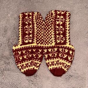 Hand Knit Socks, Wool Socks Slipper Socks, Red & Cream Womens Size 7-8